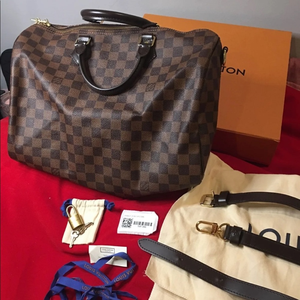 Louis Vuitton speedy boudeliere 35 like new
